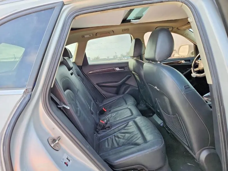 2011 AUDI Q5 PREMIUM  