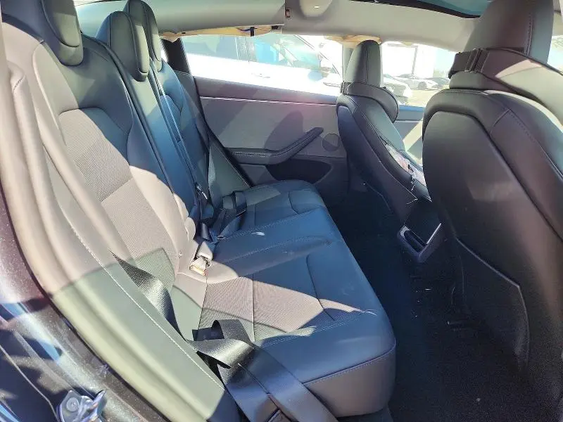 2026 TESLA MODEL 3   