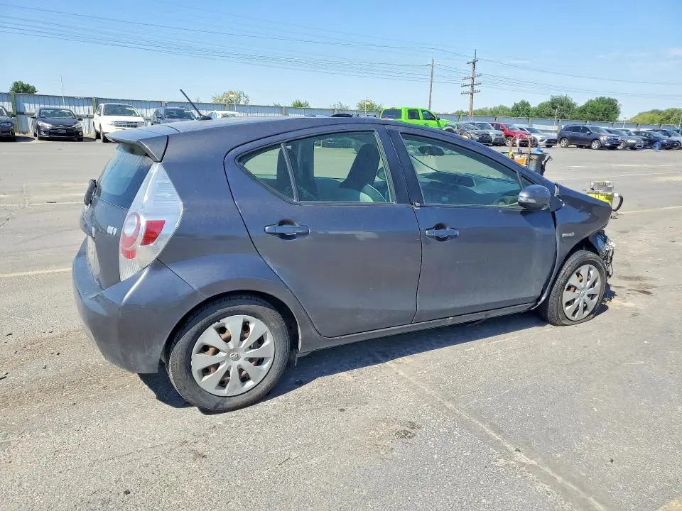 2014 TOYOTA PRIUS C ONE  