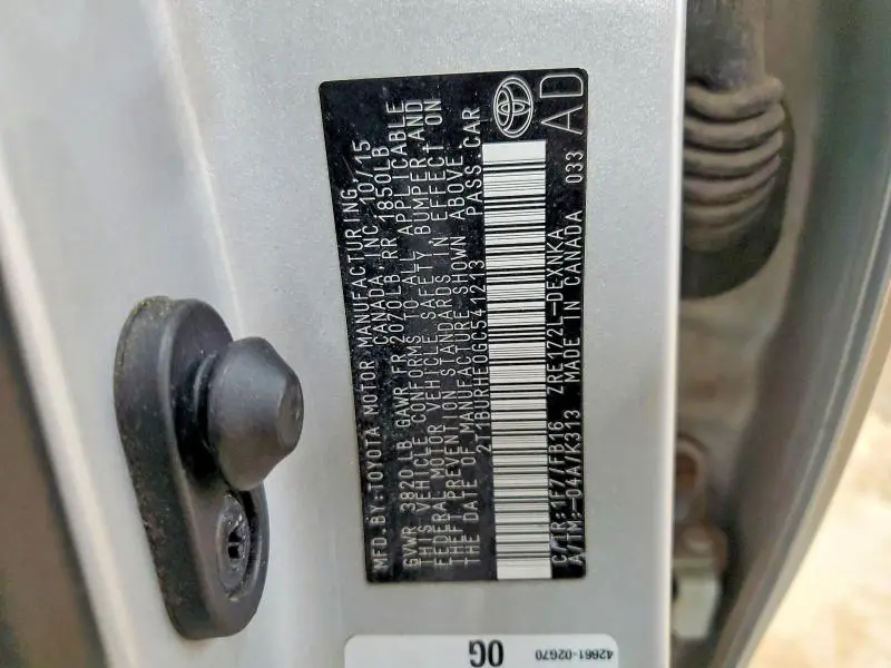 2016 TOYOTA COROLLA LE  