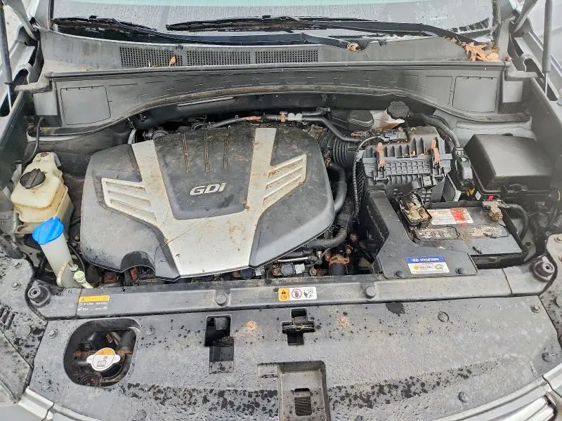 2017 HYUNDAI SANTA FE SE  