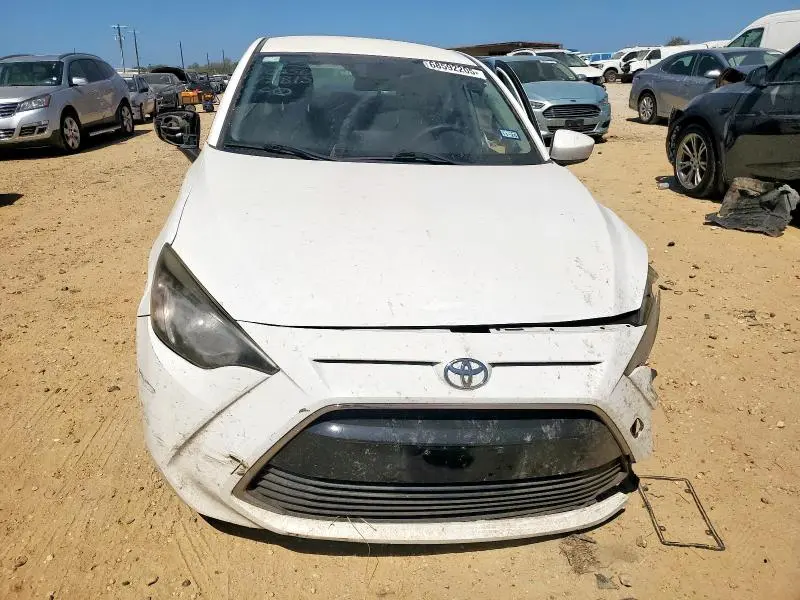 2017 TOYOTA YARIS IA   