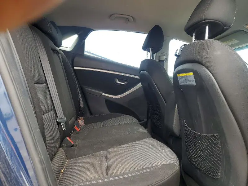 2016 HYUNDAI ELANTRA GT BASE  