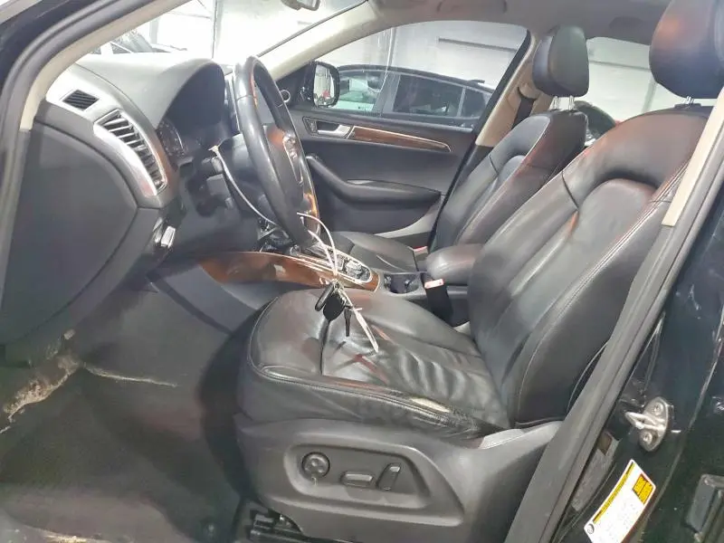 2011 AUDI Q5 PREMIUM PLUS  