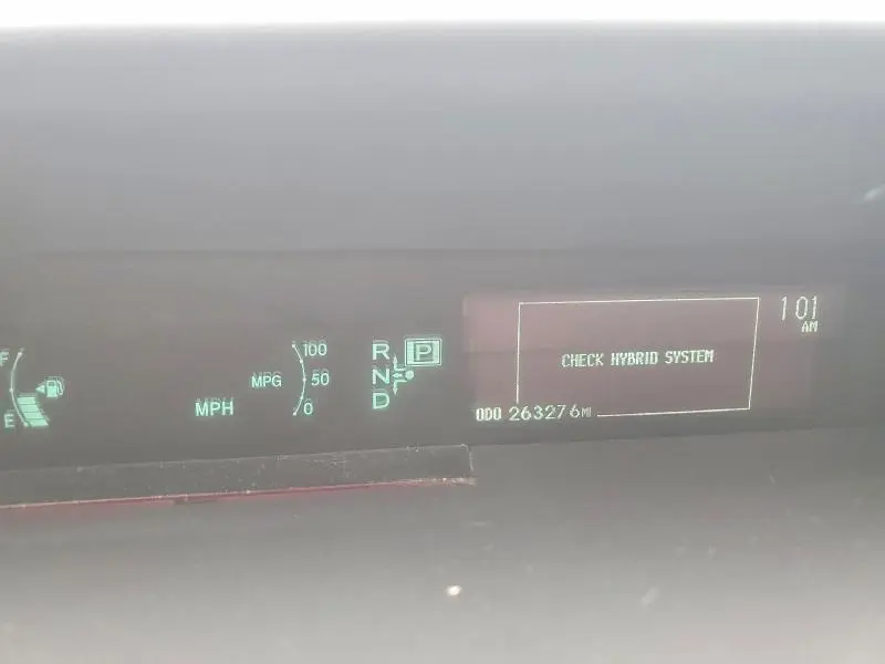 2010 TOYOTA PRIUS III  