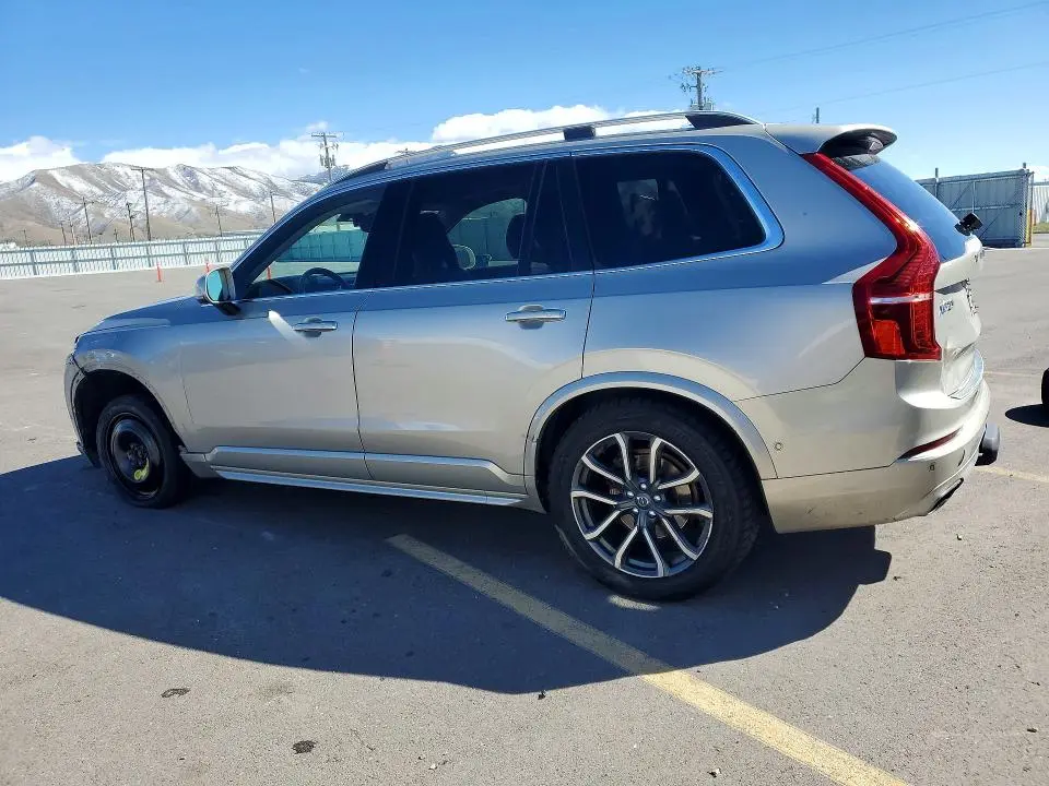 2016 VOLVO XC90 T6  
