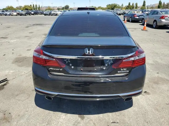 2017 HONDA ACCORD TOURING  