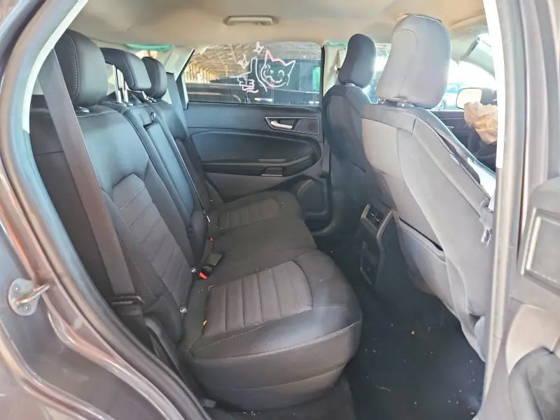 2021 FORD EDGE SE  
