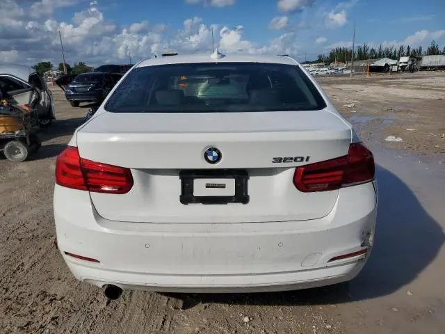 2017 BMW 320 I  
