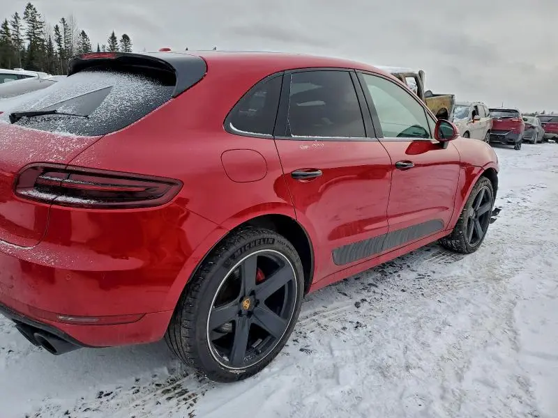 2018 PORSCHE MACAN GTS  