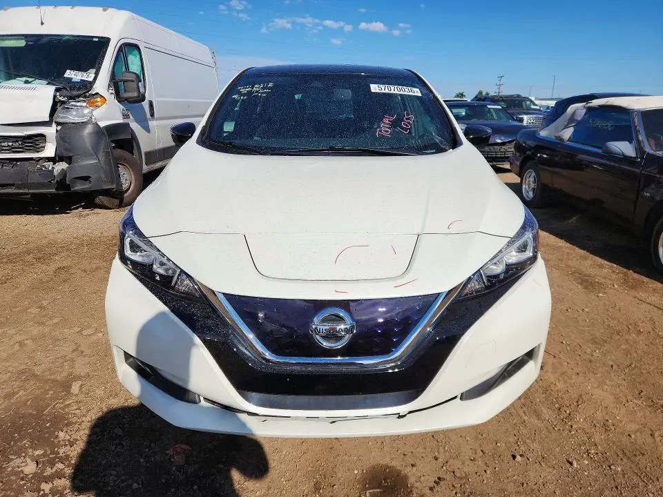 2018 NISSAN LEAF SL  