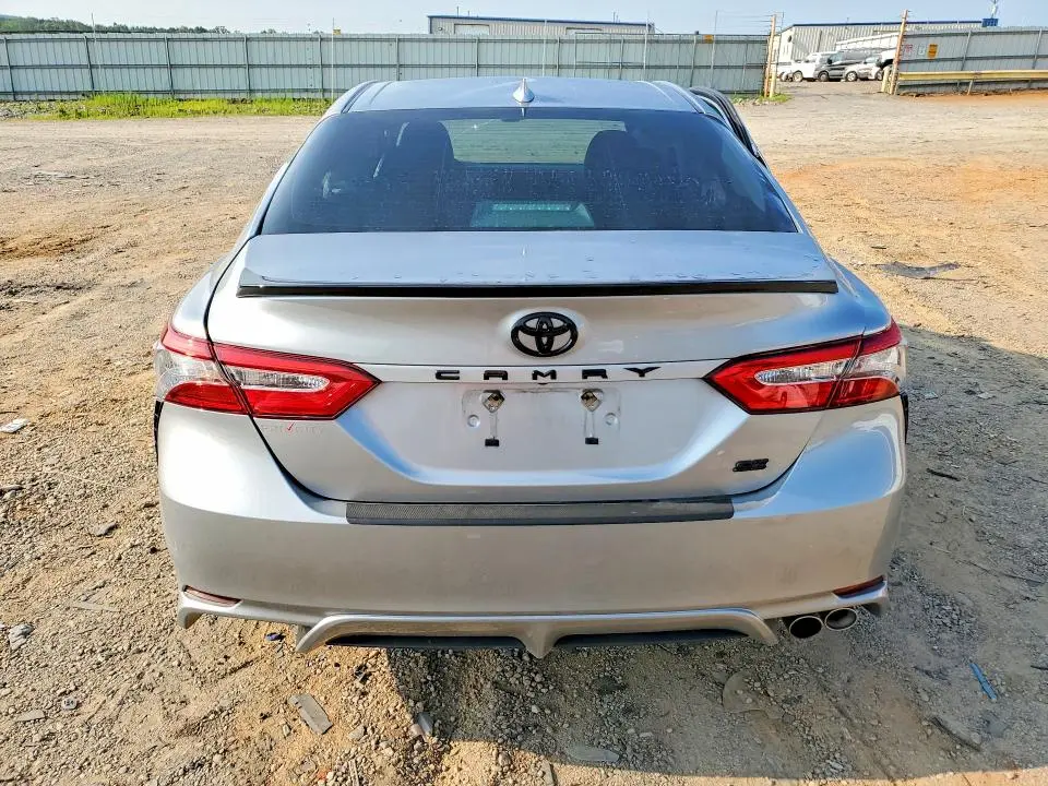 2019 TOYOTA CAMRY   