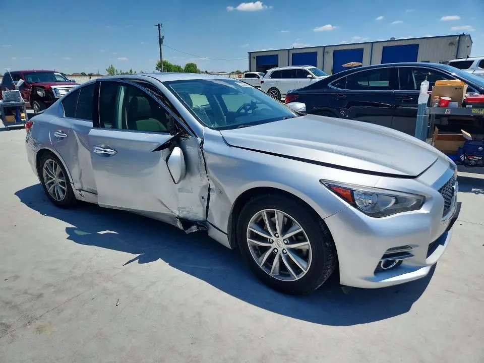 2015 INFINITI Q50 BASE  