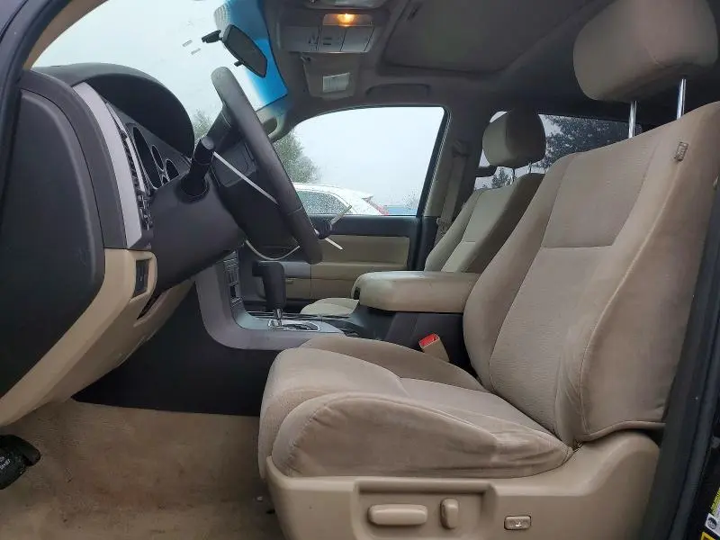 2011 TOYOTA SEQUOIA SR5  