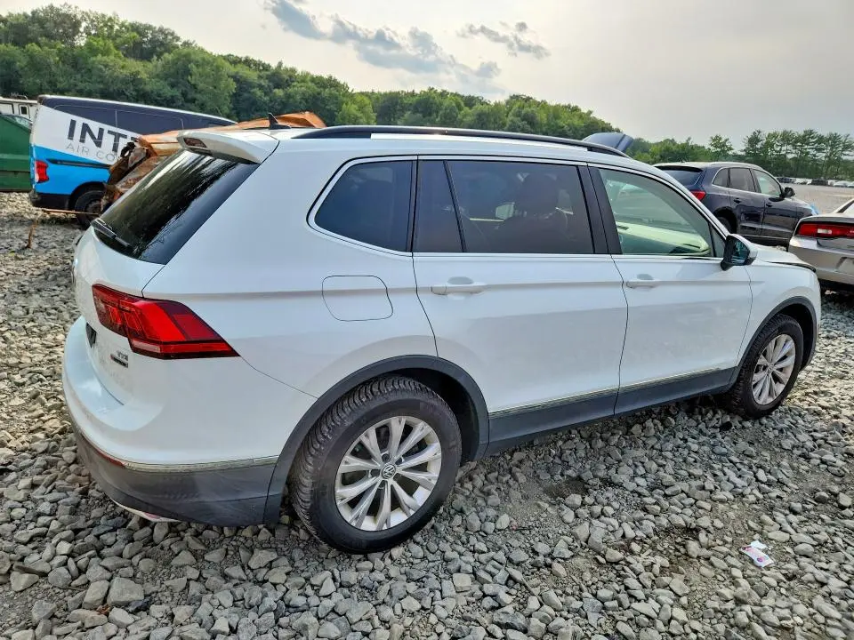 2018 VOLKSWAGEN TIGUAN SE  