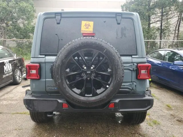 2025 JEEP WRANGLER SAHARA 4XE  