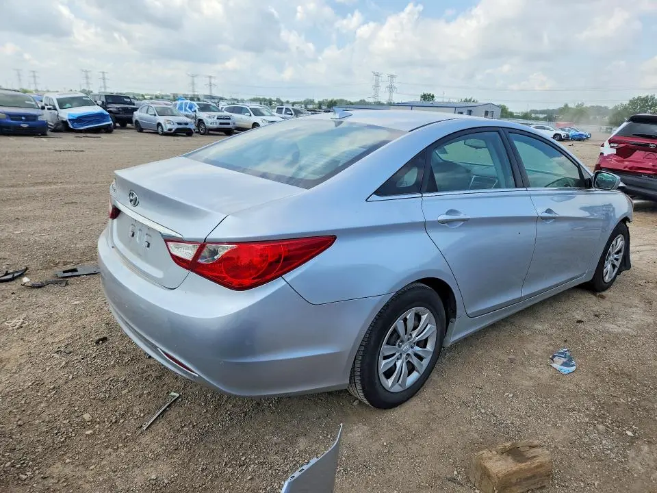 2012 HYUNDAI SONATA GLS  
