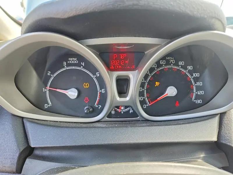 2013 FORD FIESTA SE  