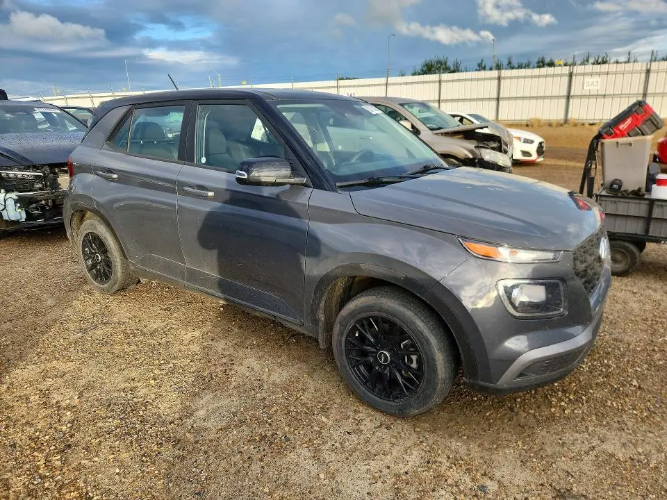 2023 HYUNDAI VENUE SE  
