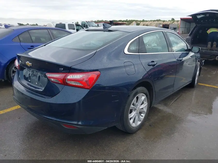 2022 CHEVROLET MALIBU FWD LT
