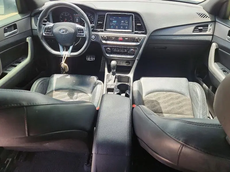 2018 HYUNDAI SONATA SPORT  