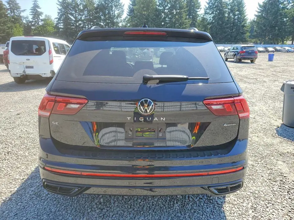 2024 VOLKSWAGEN TIGUAN SE R-LINE BLACK  