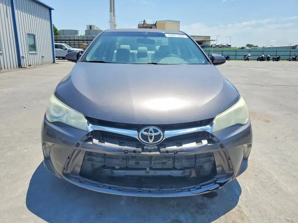 2016 TOYOTA CAMRY LE  