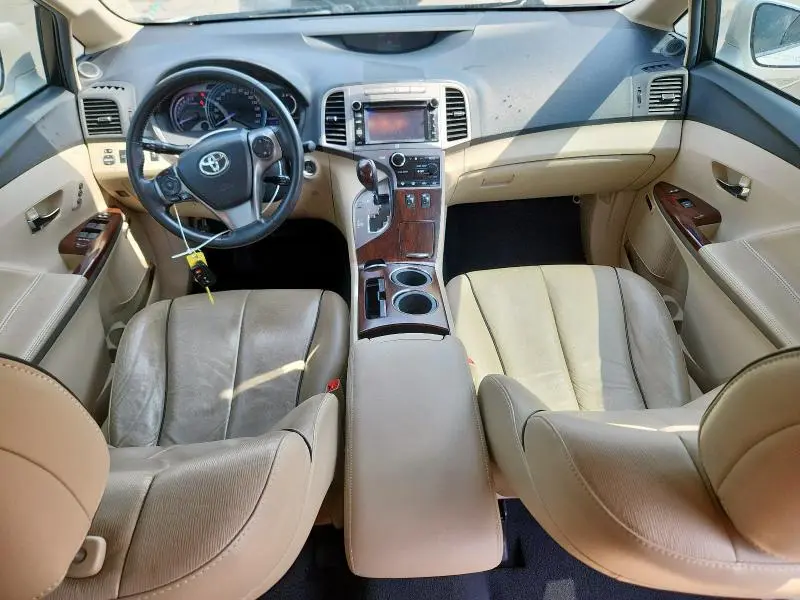 2013 TOYOTA VENZA LE