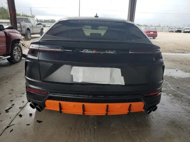 2019 LAMBORGHINI URUS   