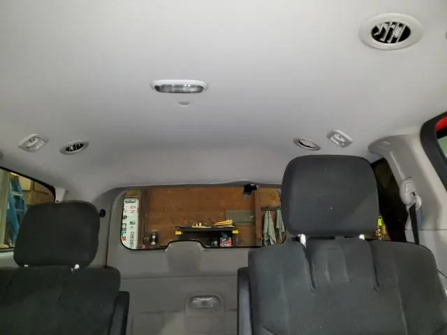 2015 DODGE GRAND CARAVAN SE  