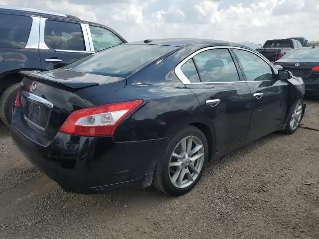 2010 NISSAN MAXIMA S  