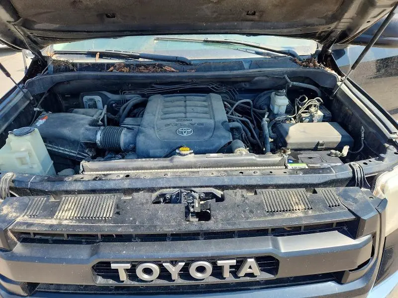2015 TOYOTA TUNDRA SR5  