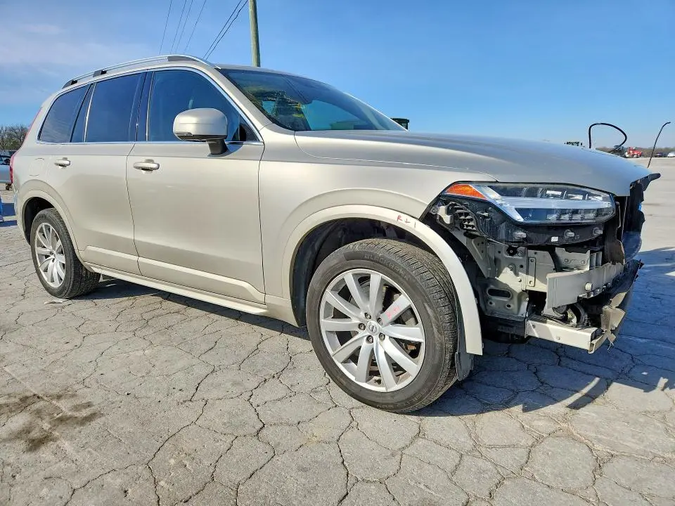 2016 VOLVO XC90 T6  