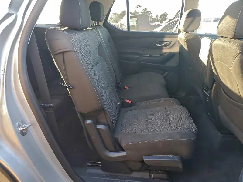 2019 CHEVROLET TRAVERSE LS  