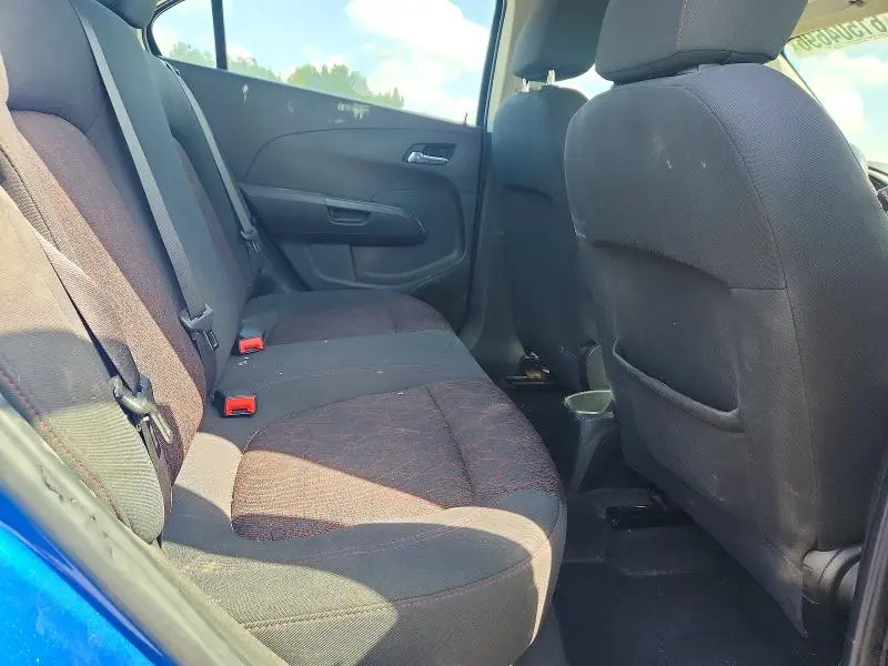 2017 CHEVROLET SONIC LT  