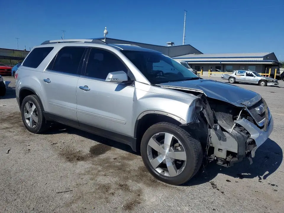 2011 GMC ACADIA SLT-1  