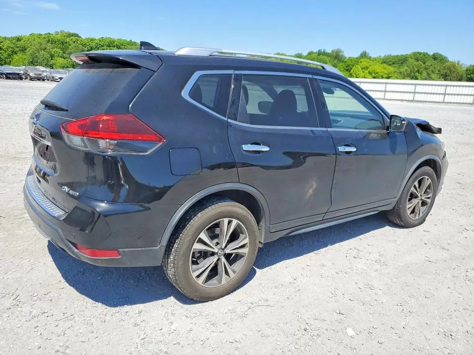 2019 NISSAN ROGUE SV  