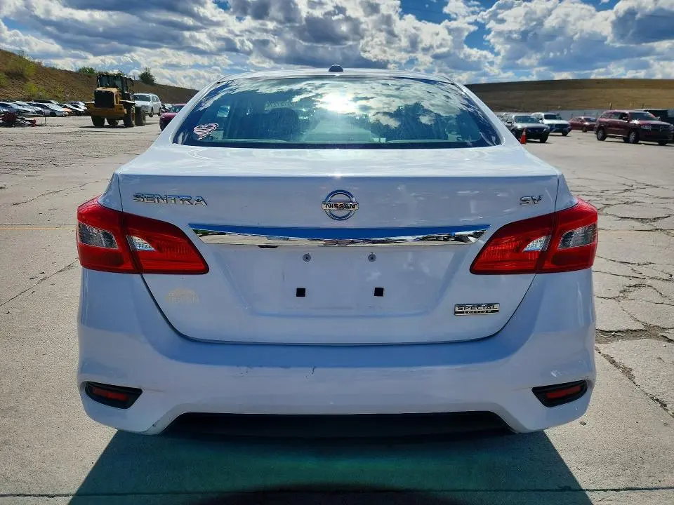2019 NISSAN SENTRA SV  
