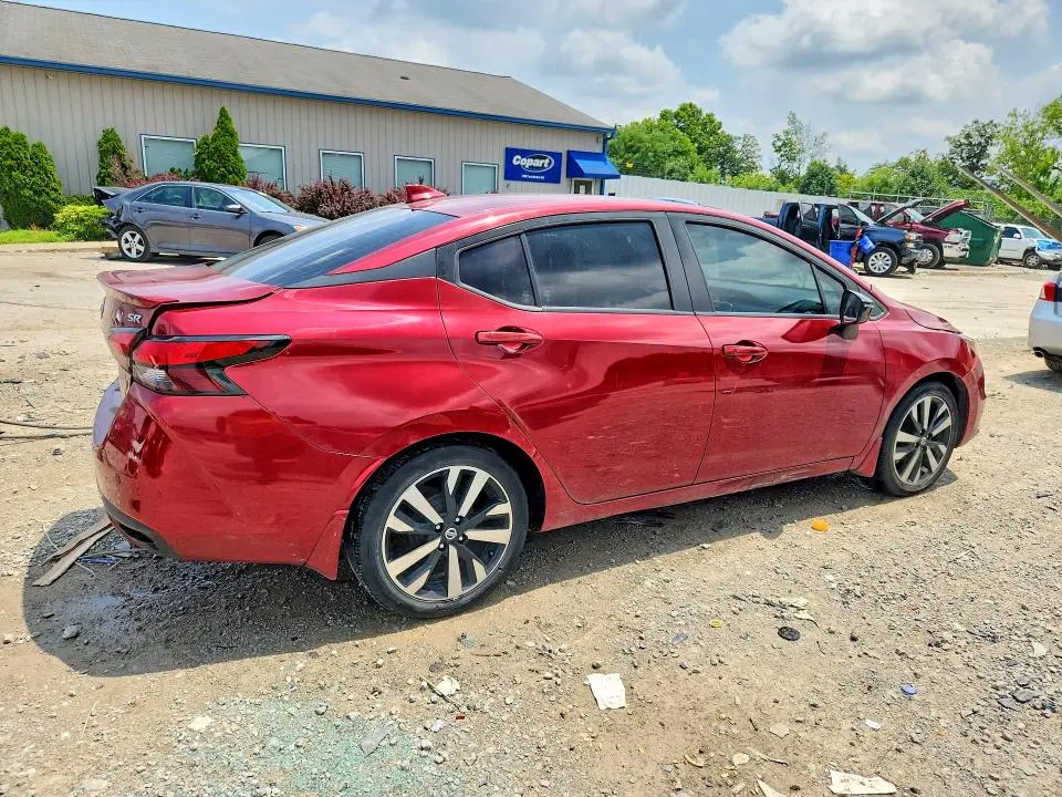 2021 NISSAN VERSA SR  