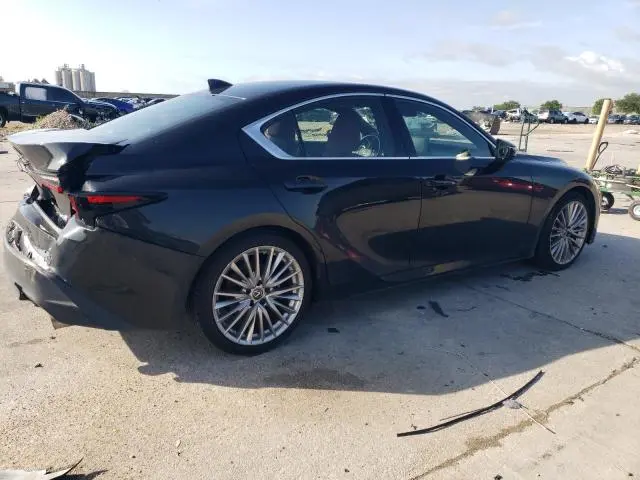2022 LEXUS IS 300  