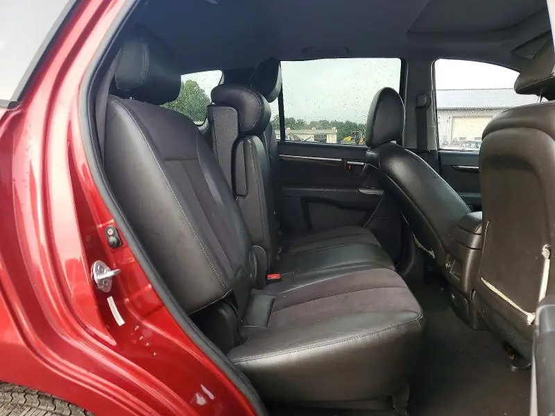 2010 HYUNDAI SANTA FE SE  