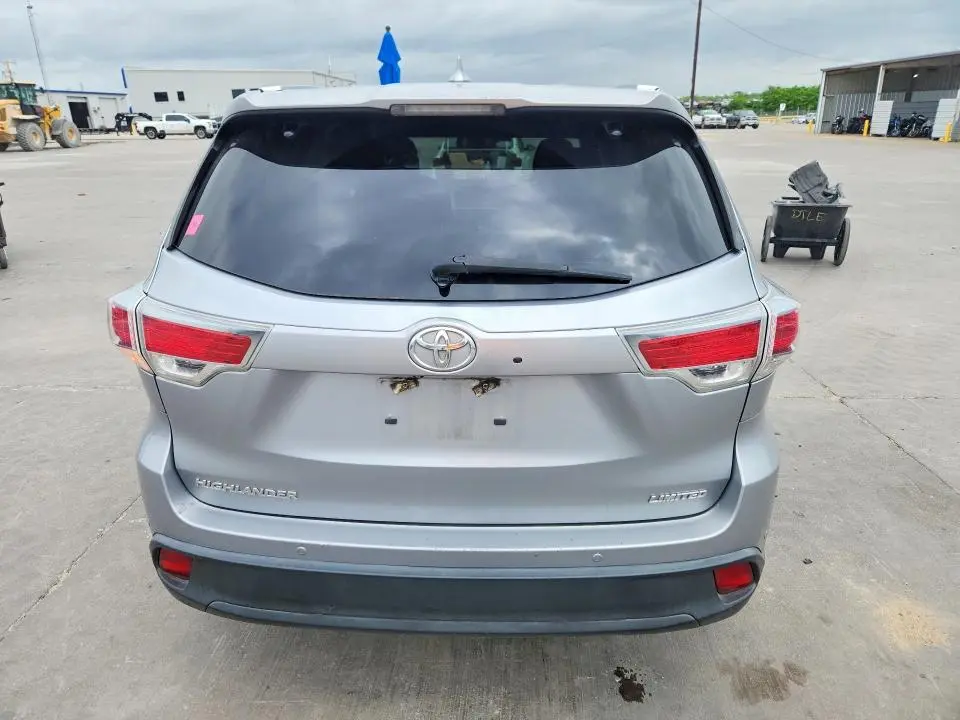 2016 TOYOTA HIGHLANDER LIMITED PLATINUM  