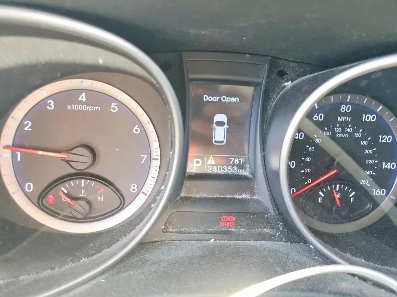 2016 HYUNDAI SANTA FE SE  