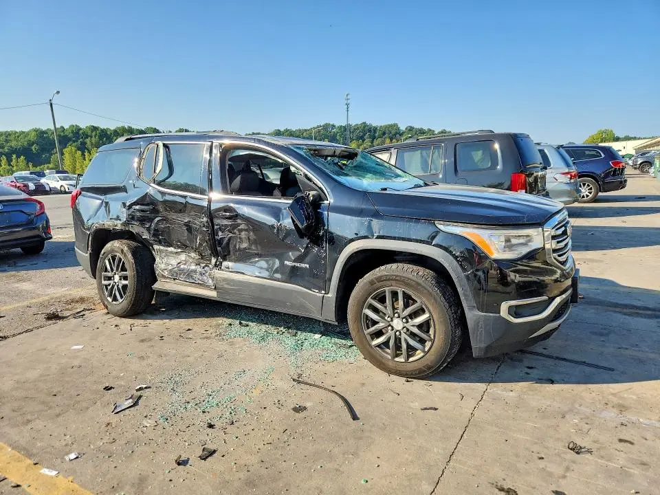 2017 GMC ACADIA SLT-1  