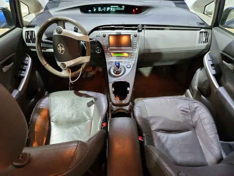 2010 TOYOTA PRIUS IV  