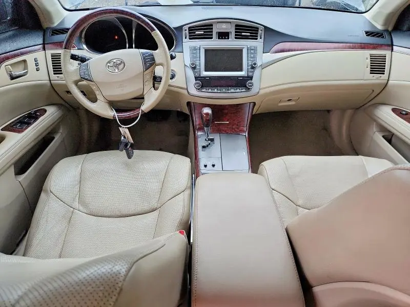 2011 TOYOTA AVALON LIMITED  