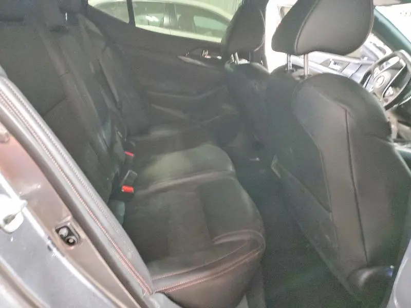 2021 NISSAN MAXIMA SR  