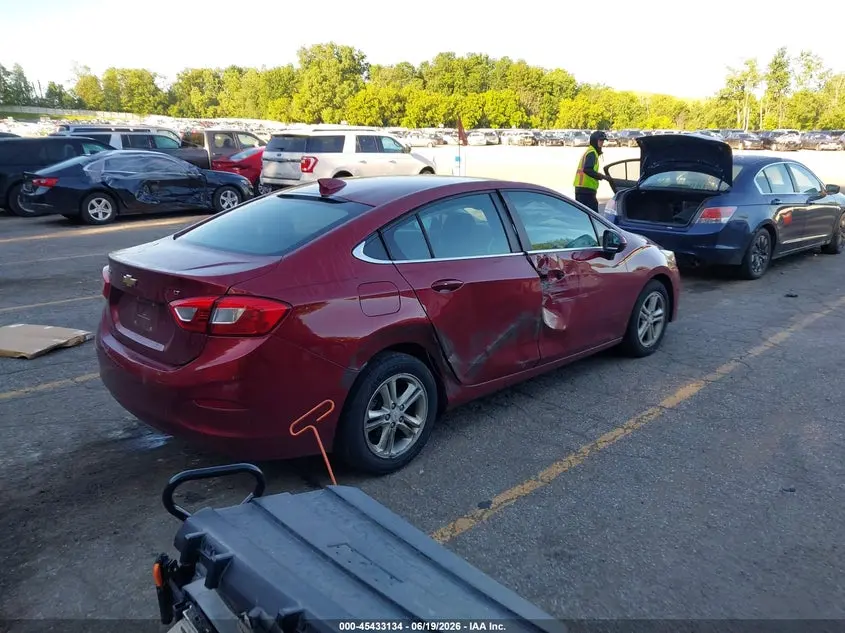 2018 CHEVROLET CRUZE LT AUTO