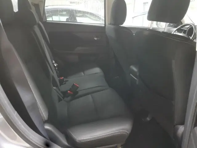 2017 MITSUBISHI OUTLANDER ES  