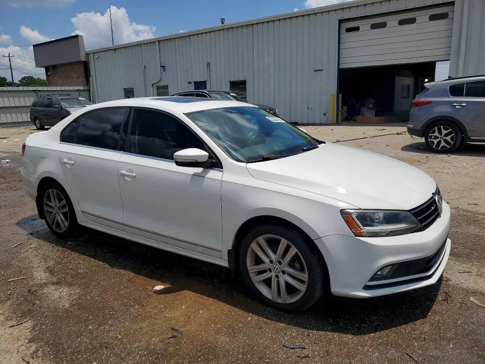 2017 VOLKSWAGEN JETTA SEL  